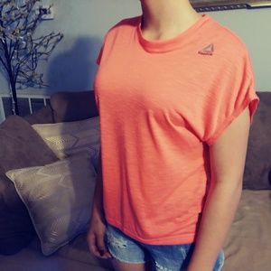 Open back REEBOK shirt